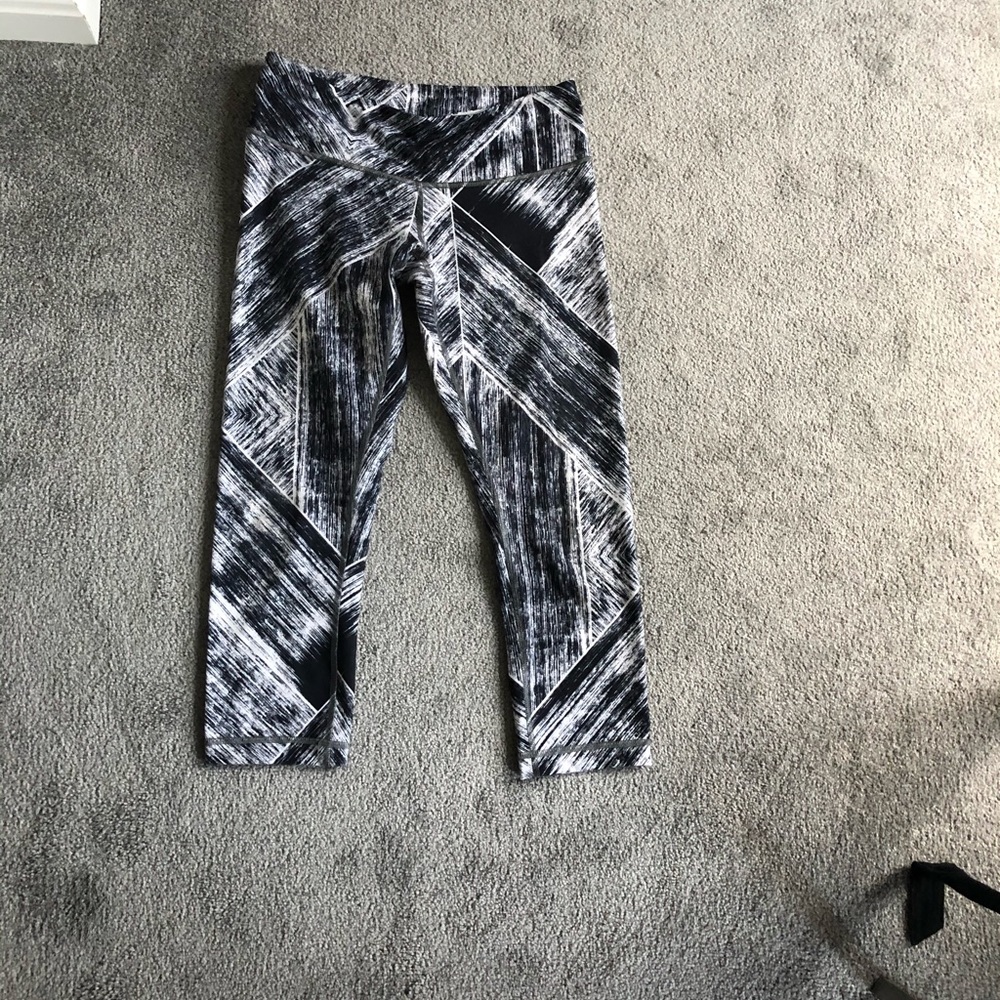 Lululemon wunder under crop size 8